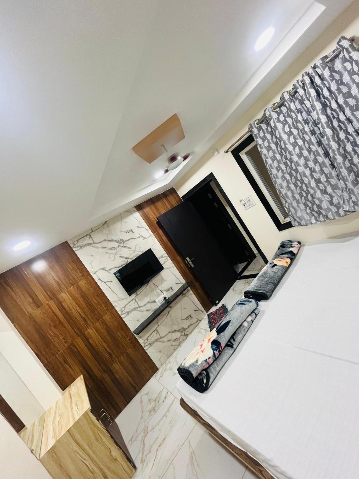 Hotel Sk Tower Ujjain Dış mekan fotoğraf