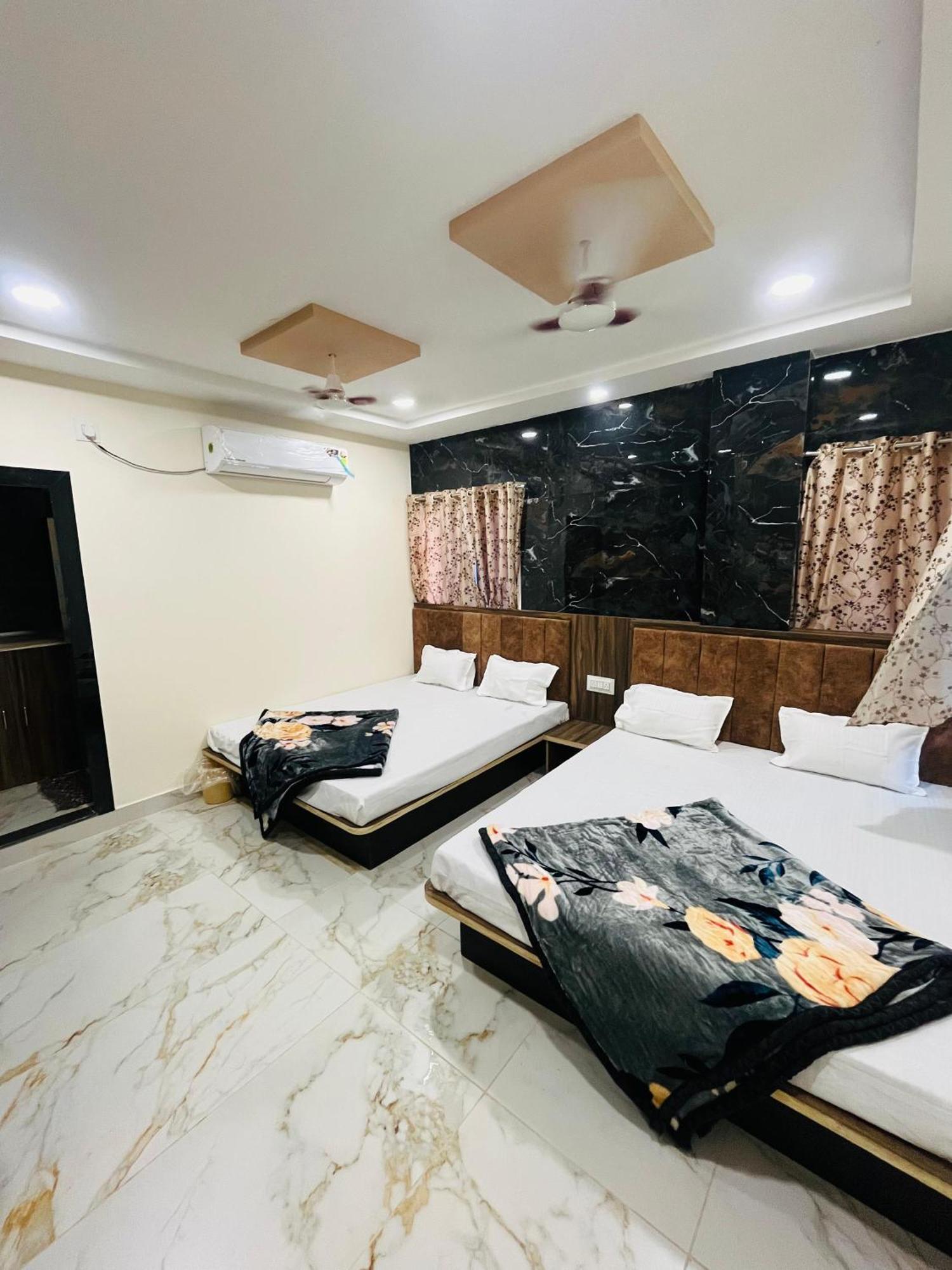 Hotel Sk Tower Ujjain Dış mekan fotoğraf