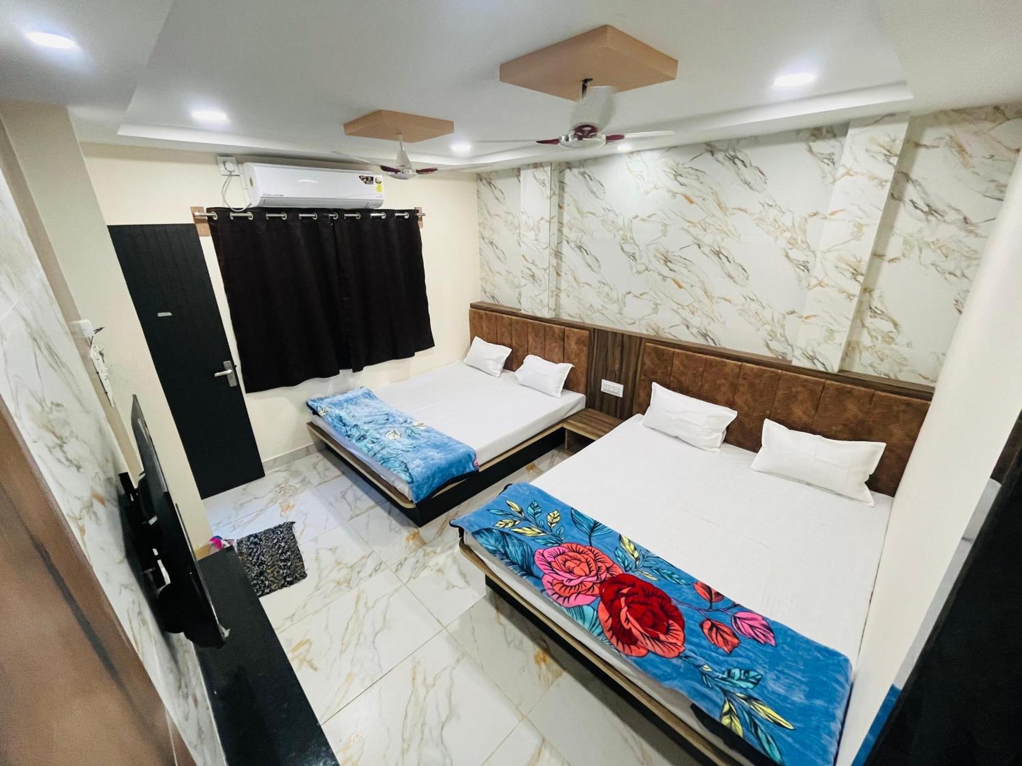 Hotel Sk Tower Ujjain Dış mekan fotoğraf