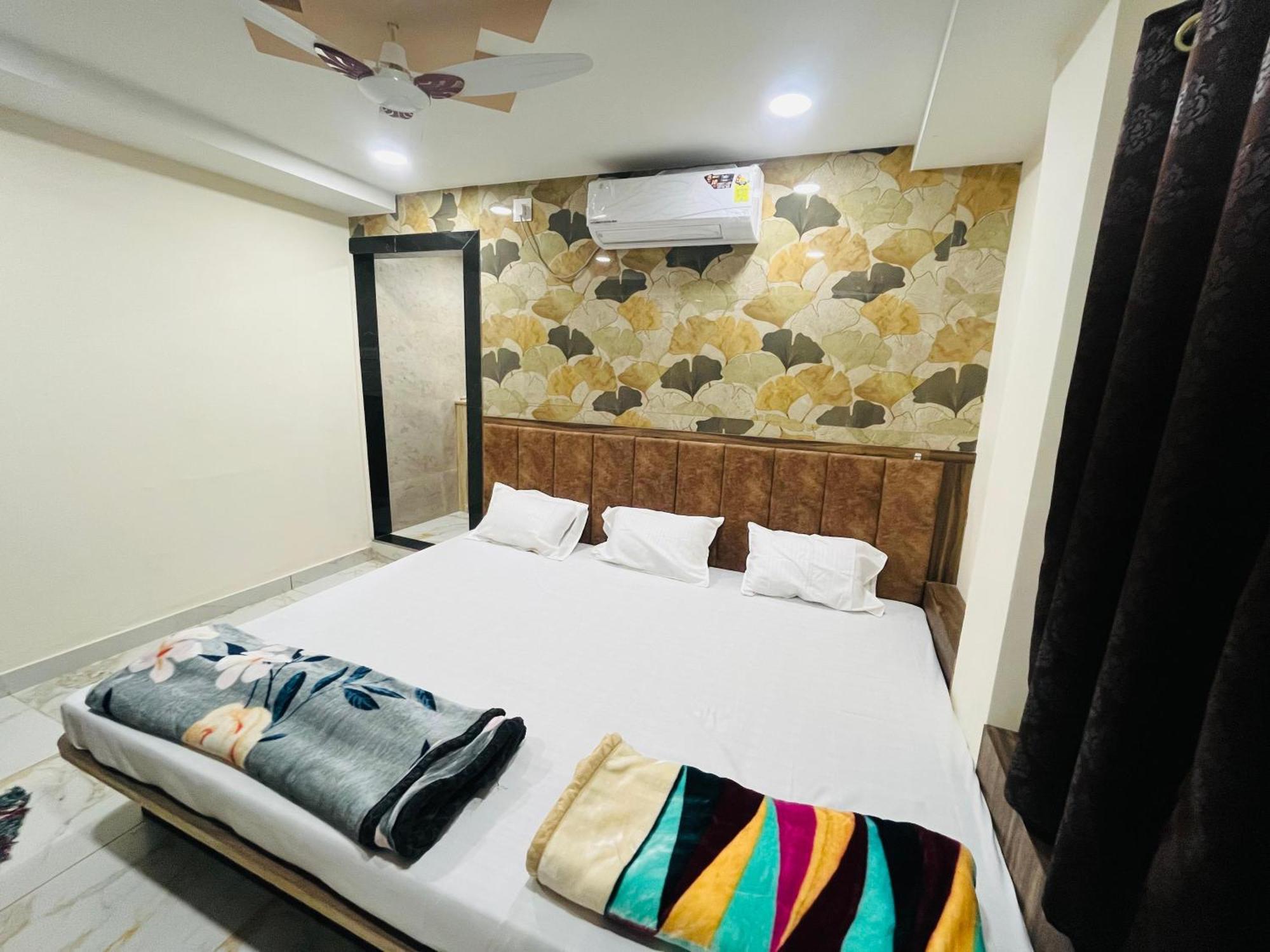 Hotel Sk Tower Ujjain Dış mekan fotoğraf